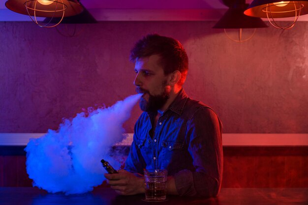 Jak nowoczesne technologie zmieniają podejście do tradycyjnych akcesoriów dla palaczy?